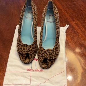 THIERRY RABOTIN LEOPARD SUEDE HEELS